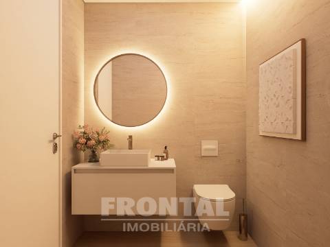 Moradias T3 de 2 e 3 Frentes em Condomínio Fechado com Piscina