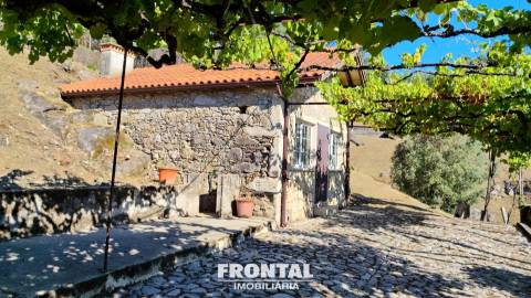 Moradia T4 com Quintinha em Azevedo, Caminha, Viana do Castelo