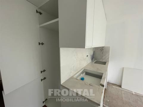 Apartamento T0 na Baixa do Porto