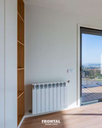T1 - Terraço com 39,50m2, panorâmico, com cobertura.