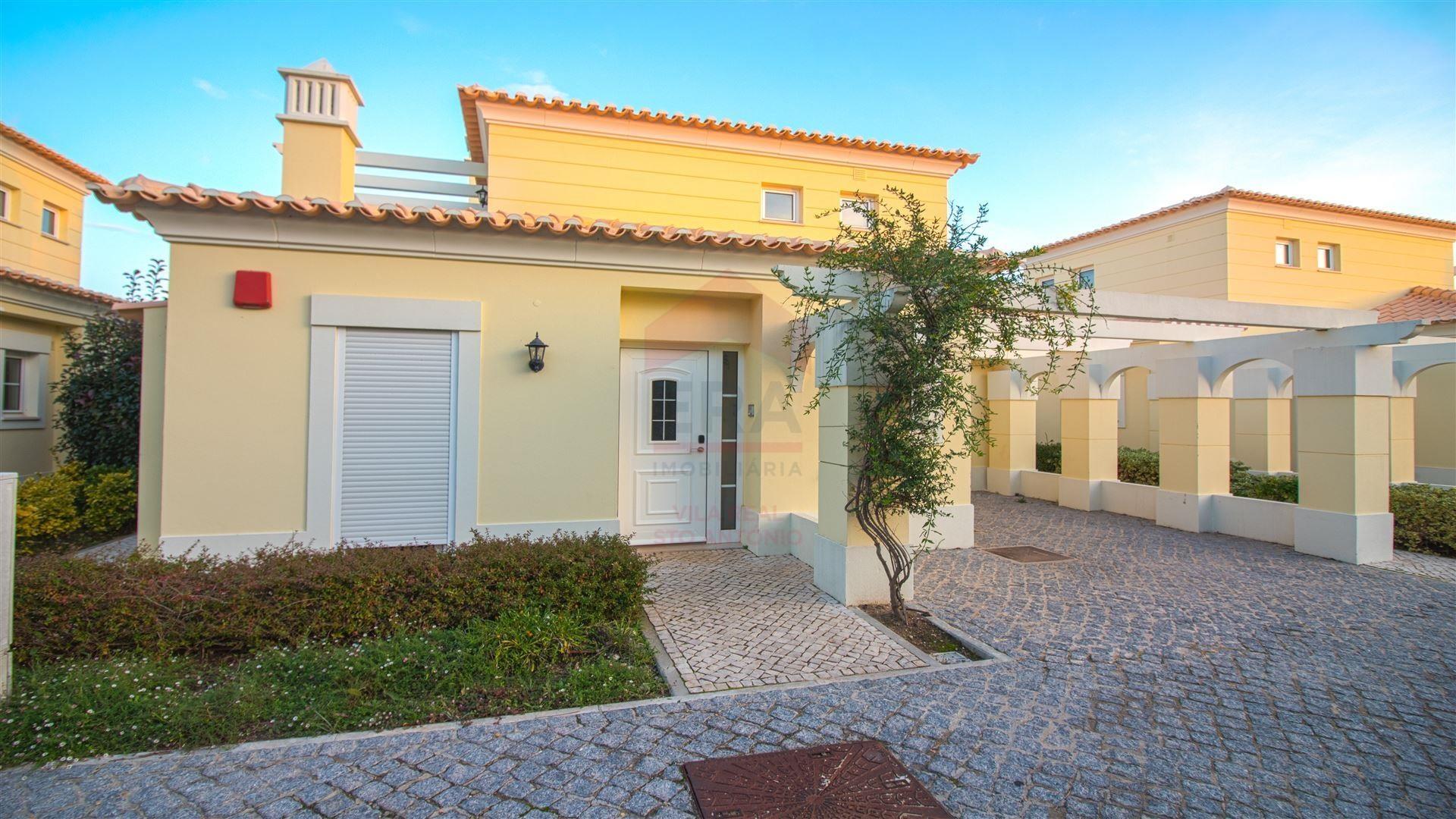 Moradia em Banda T2 Venda em Castro Marim,Castro Marim