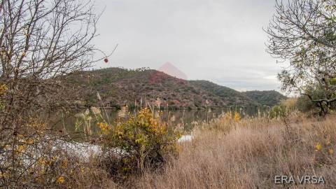 Terreno em Álamo, Alcoutim. Com uma área de 480 m2