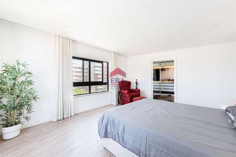 Apartamento T5 Venda em Faro (Sé e São Pedro),Faro