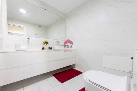 Apartamento T5 Venda em Faro (Sé e São Pedro),Faro