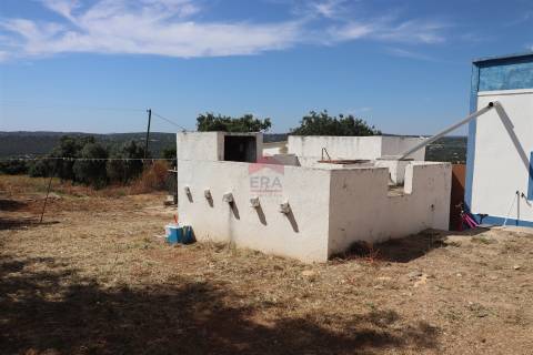 Moradia Isolada T4 Venda em Santa Bárbara de Nexe,Faro