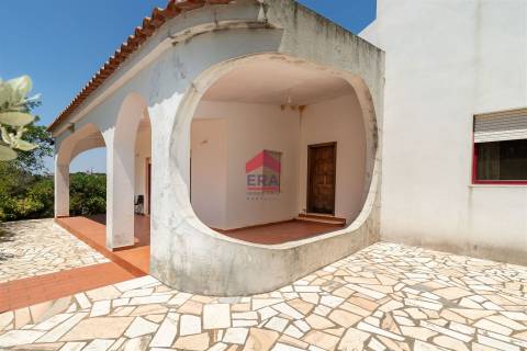 Moradia T4 Venda em Quelfes,Olhão