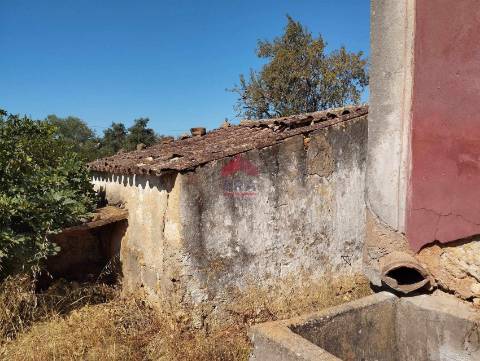Moradia T2 Venda em Moncarapacho e Fuseta,Olhão
