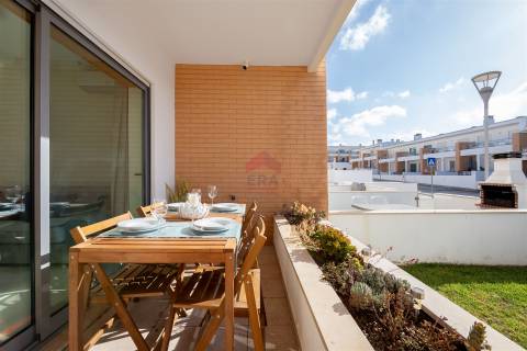 Moradia T2 Venda em Albufeira e Olhos de Água,Albufeira