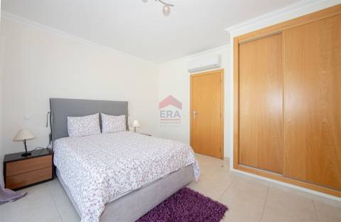 Moradia T2 Venda em Albufeira e Olhos de Água,Albufeira