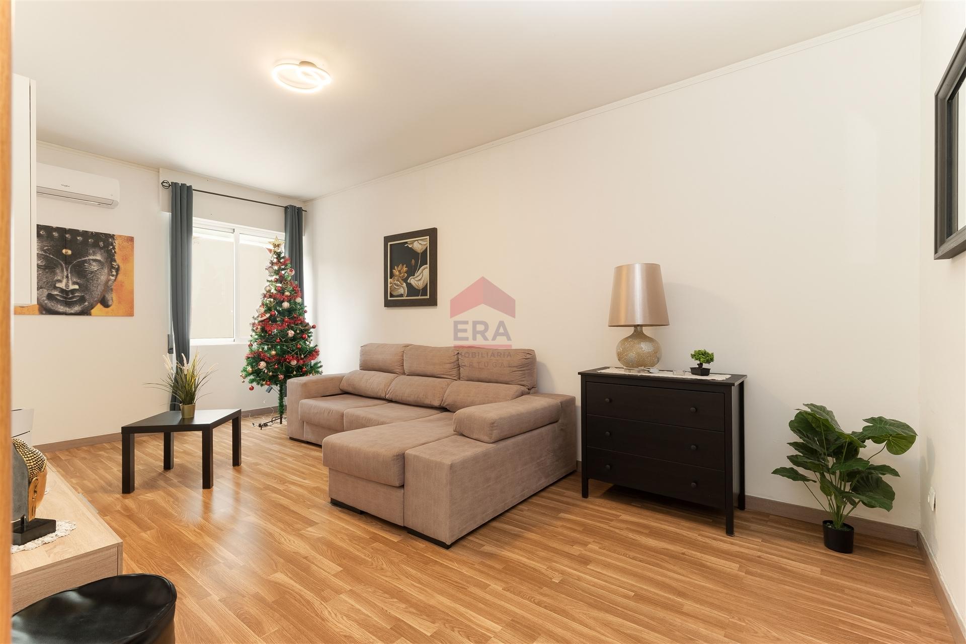 Apartamento T2 Venda em Faro (Sé e São Pedro),Faro