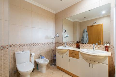 Apartamento T4 Venda em Faro (Sé e São Pedro),Faro