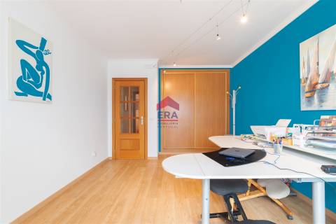 Apartamento T3 Venda em Olhão,Olhão