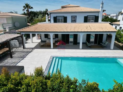 Apartamento T4 Venda em Almancil,Loulé