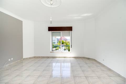 Apartamento T2 Venda em Azeitão (São Lourenço e São Simão),Setúbal