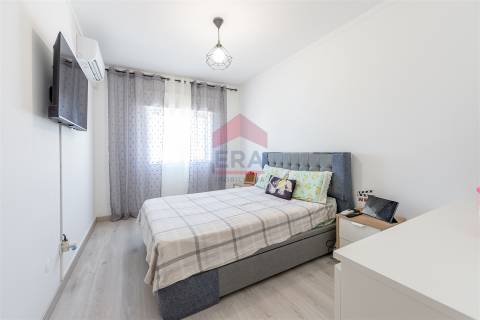 Apartamento T3 Venda em Quelfes,Olhão