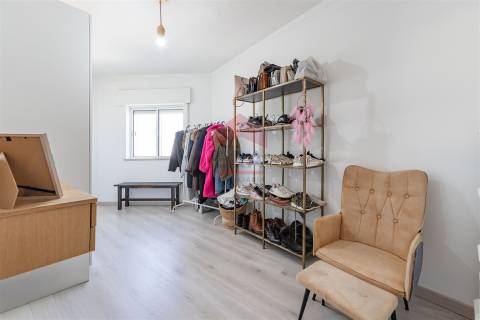 Apartamento T3 Venda em Quelfes,Olhão