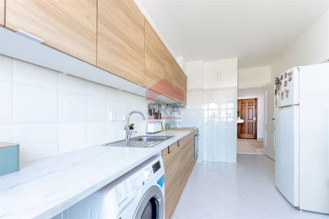 Apartamento T3 Venda em Quelfes,Olhão