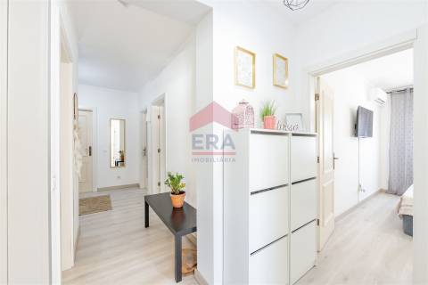 Apartamento T3 Venda em Quelfes,Olhão