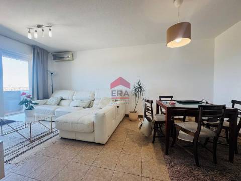 Apartamento T3 Venda em Faro (Sé e São Pedro),Faro