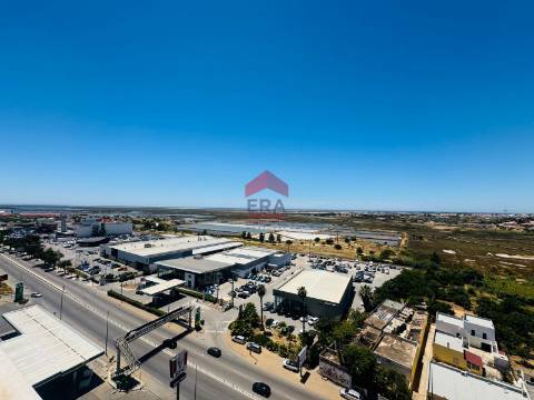 Apartamento T3 Venda em Faro (Sé e São Pedro),Faro