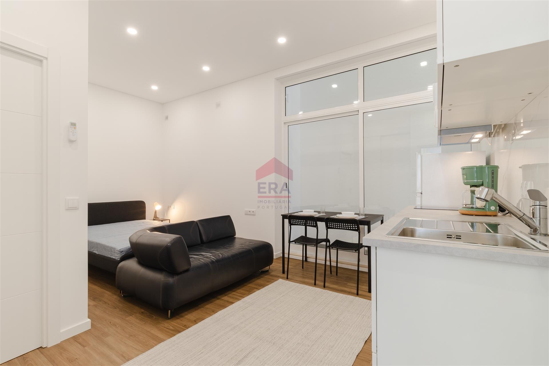 Apartamento T4 Venda em Faro (Sé e São Pedro),Faro