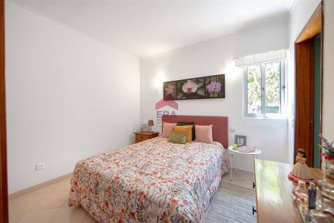 Moradia Geminada T2+2 Venda em Quarteira,Loulé