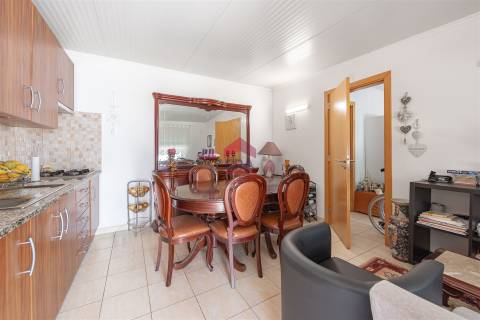 Moradia Geminada T2+2 Venda em Quarteira,Loulé