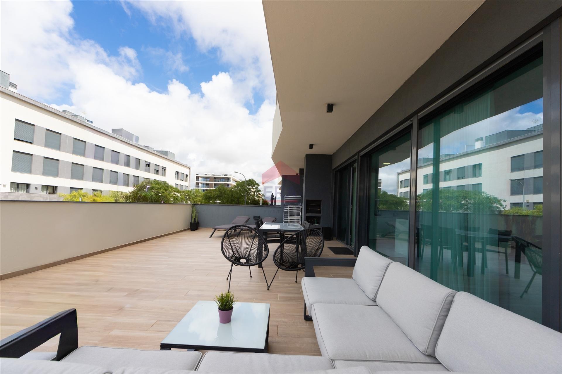 Apartamento T3 Venda em Faro (Sé e São Pedro),Faro