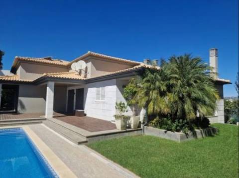 Moradia Isolada T3 Venda em Albufeira e Olhos de Água,Albufeira