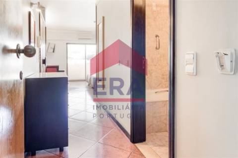 Apartamento T0 Venda em Albufeira e Olhos de Água,Albufeira