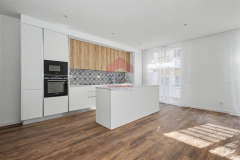 Apartamento T2 Arrendamento em Loulé (São Clemente),Loulé
