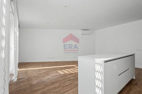Apartamento T2 Arrendamento em Loulé (São Clemente),Loulé