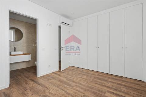 Apartamento T2 Arrendamento em Loulé (São Clemente),Loulé