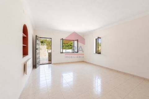 Moradia >=T10 Venda em Lagoa e Carvoeiro,Lagoa (Algarve)