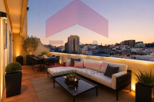 Apartamento T4 Venda em Faro (Sé e São Pedro),Faro
