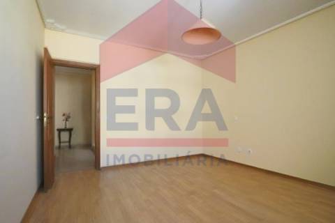 Apartamento T4 Venda em Faro (Sé e São Pedro),Faro