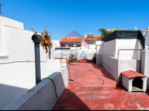 Moradia Geminada T2 Venda em Quarteira,Loulé