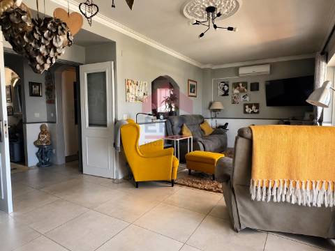 Apartamento T3 Venda em Quarteira,Loulé
