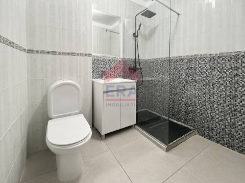 Apartamento T3 Venda em Quarteira,Loulé
