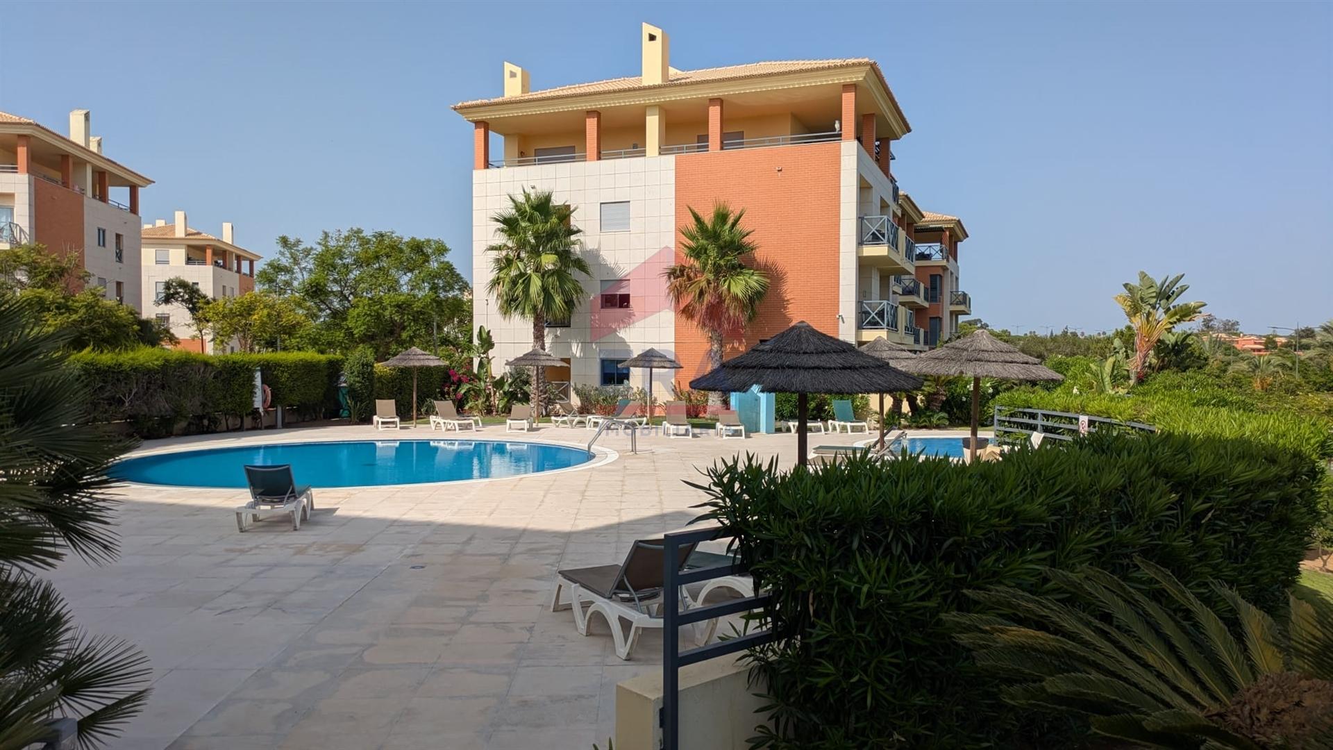 Apartamento T4 Venda em Albufeira e Olhos de Água,Albufeira
