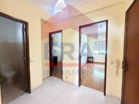 Apartamento T2 Venda em Faro (Sé e São Pedro),Faro