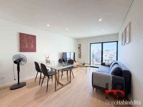 Apartamento T1 Venda em Cedofeita, Santo Ildefonso, Sé, Miragaia, São Nicolau e Vitória,Porto