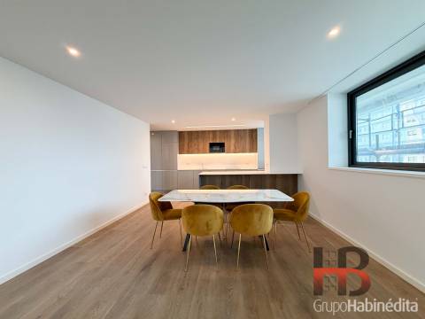 Apartamento T2 DUPLEX Venda em Matosinhos e Leça da Palmeira,Matosinhos