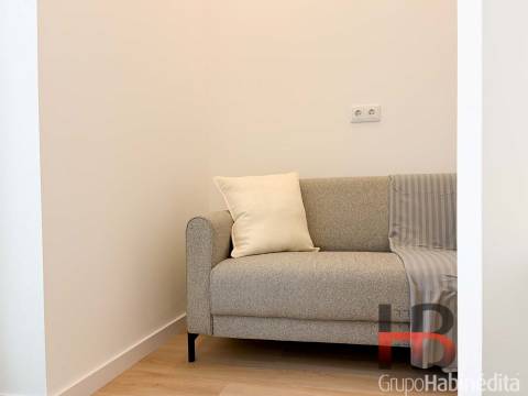 Casa T1 Duplex Reabilitada | Mobilada e Equipada | Terraço Privativo | Porto