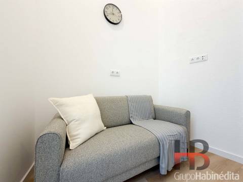 Casa T1 Duplex Reabilitada | Mobilada e Equipada | Terraço Privativo | Porto