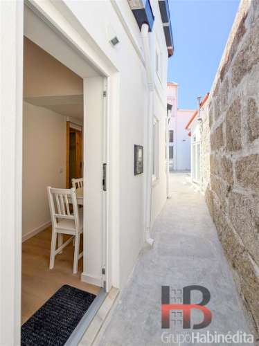 Casa T1 Duplex Reabilitada | Mobilada e Equipada | Terraço Privativo | Porto