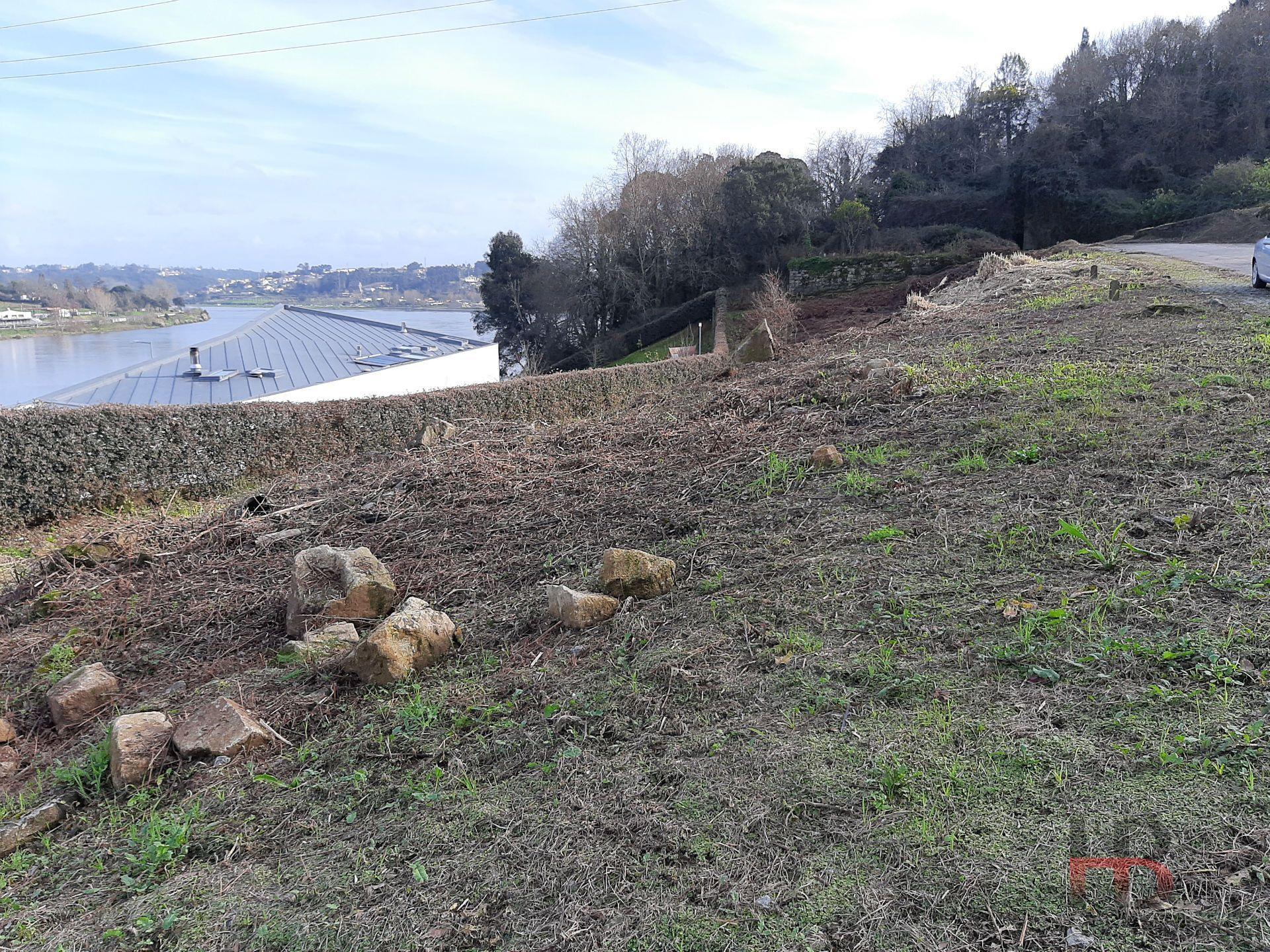 Terreno Para Construção  Venda em Oliveira do Douro,Vila Nova de Gaia