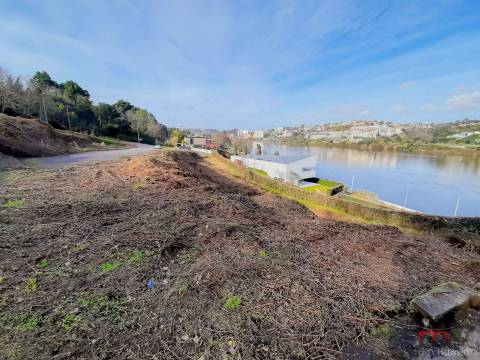 Terreno Para Construção  Venda em Oliveira do Douro,Vila Nova de Gaia