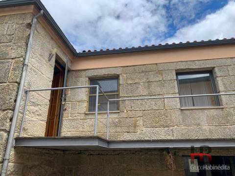 Moradia Rústica T5 Venda em São Vicente de Lafões,Oliveira de Frades