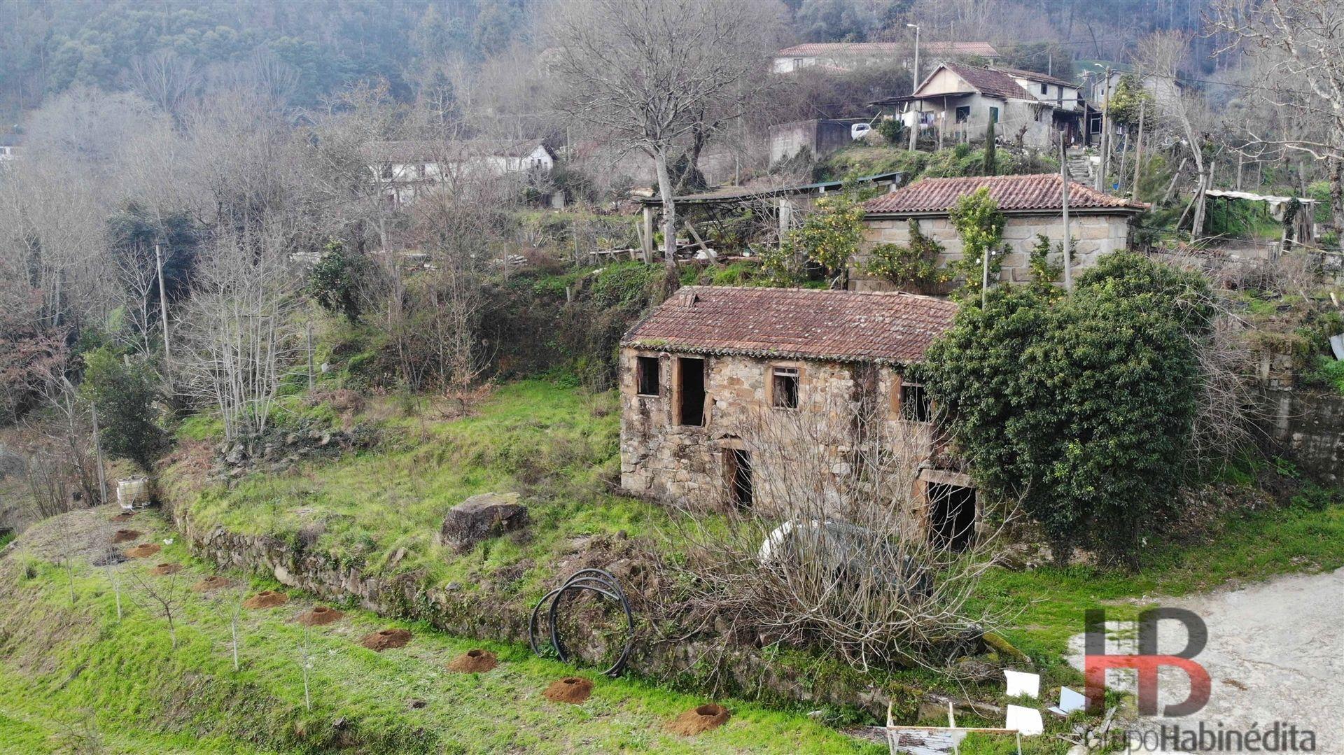 Moradia Rústica T3 Venda em Rossas,Arouca
